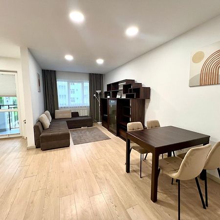 Osapart Malevich Apartment In The Complex Great Britain Lviv Ngoại thất bức ảnh